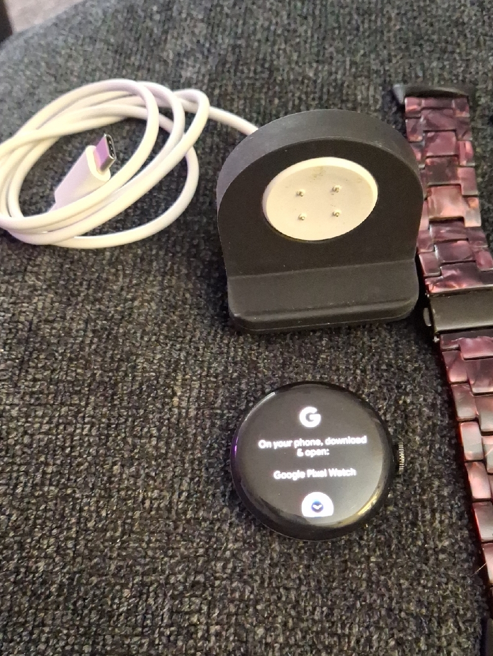 Google Pixel Watch 2 with Charger Stand And Extra Bands (Unlocked!)